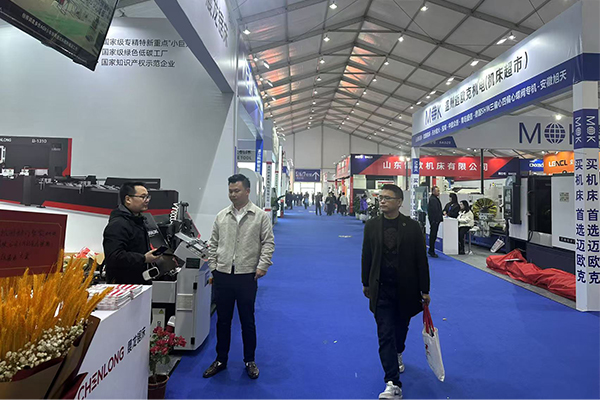 展會(huì)現(xiàn)場(chǎng) /cxyq/20250310111254-FhzAXVdDWa0J7C2U0v3hGZX2H-S7.jpg